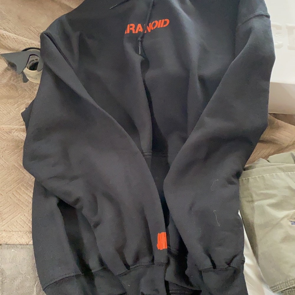 ASSC x undefeated paranoid hoodie - Picture 4 of 4